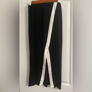 Black & White Long Skirt. Size Large.
